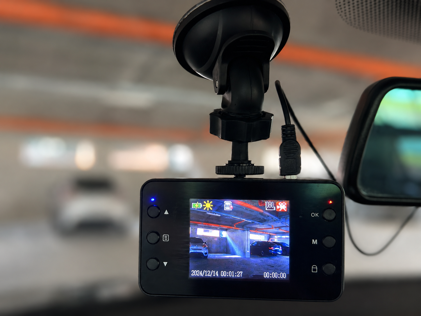 Pachet Premium Auto 3 in 1 – Tester Diagnoză OBD2 + Compresor Portabil + Cameră DVR Full HD
