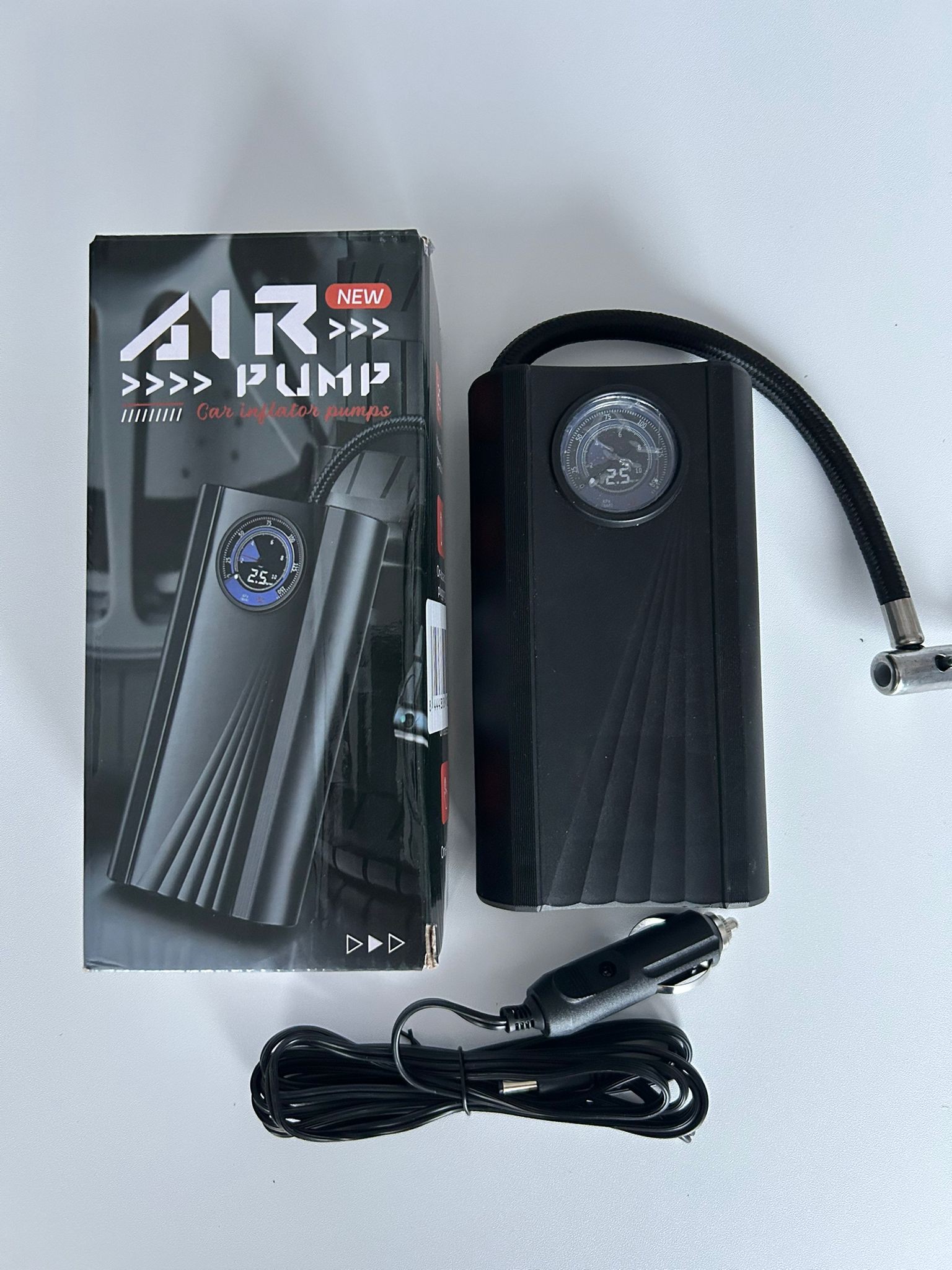 Compresor Auto Portabil 12V cu Manometru – Umflare Rapidă Anvelope