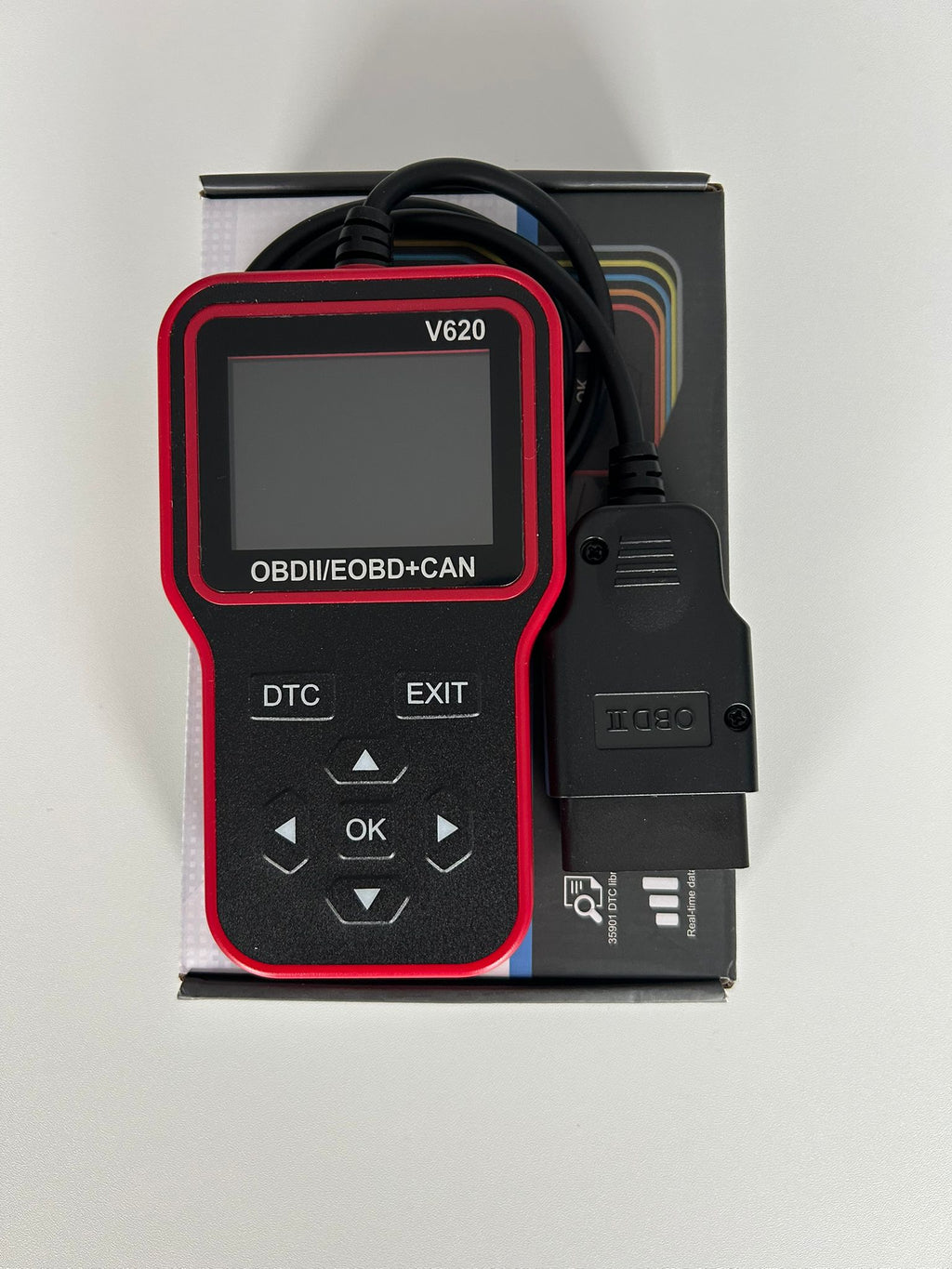 Tester Diagnoză Auto OBD2 V620 – Scanner Auto Profesional