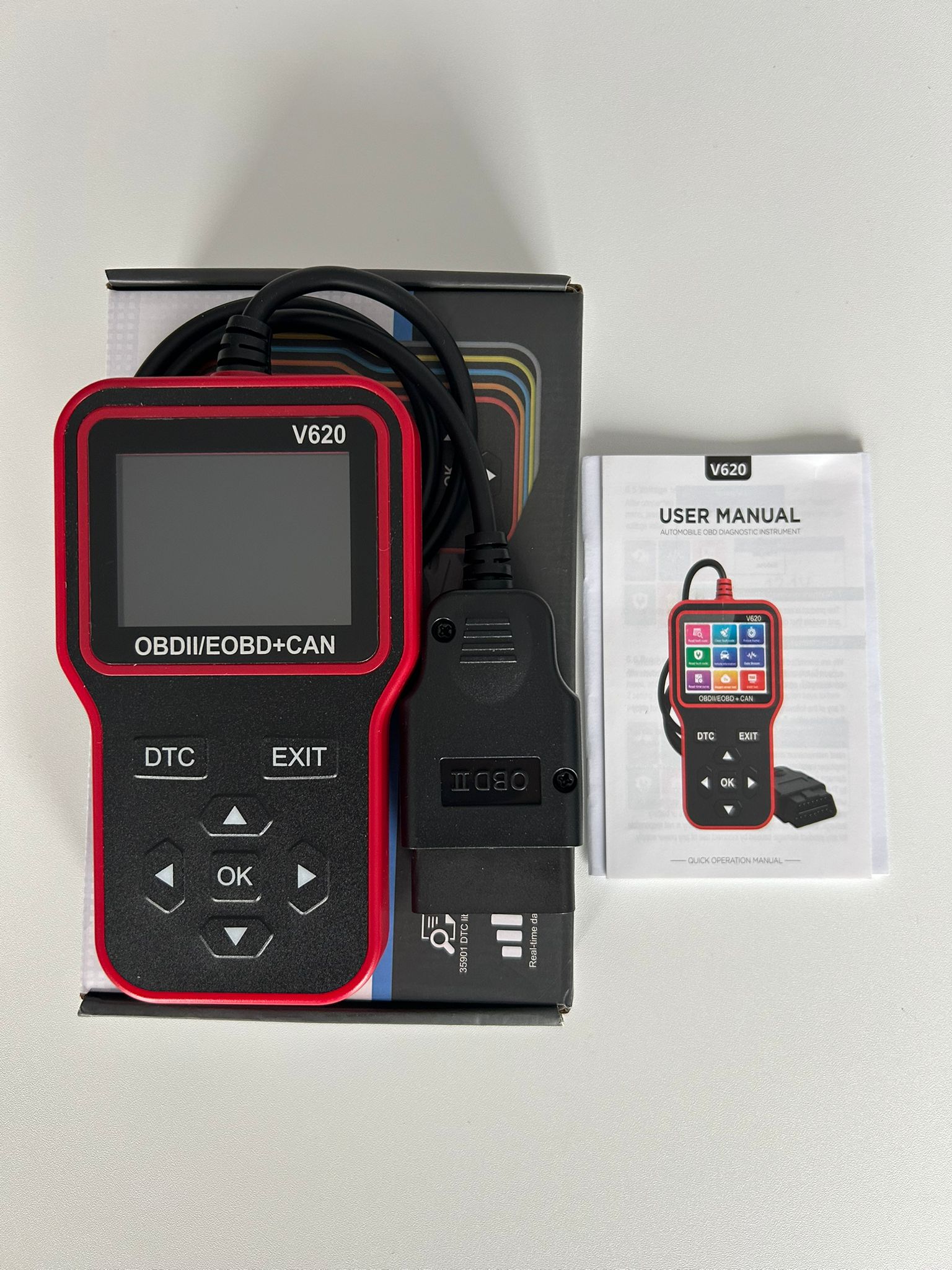Tester Diagnoză Auto OBD2 V620 – Scanner Auto Profesional