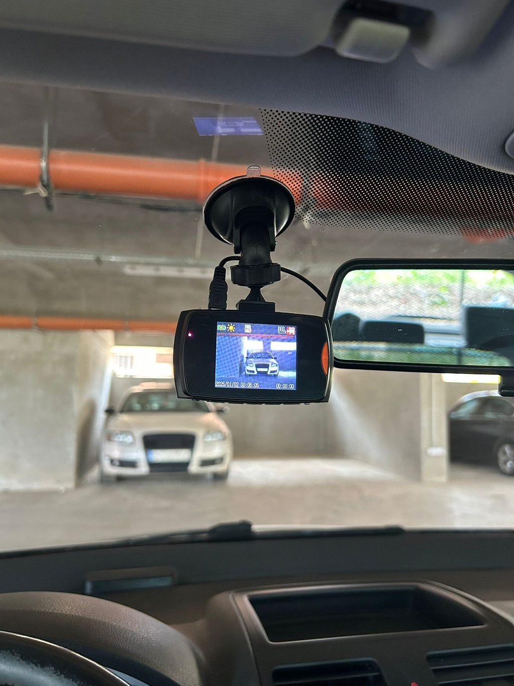 Cameră Auto DVR Full HD 1080P – Dashcam cu Ecran 2.4”