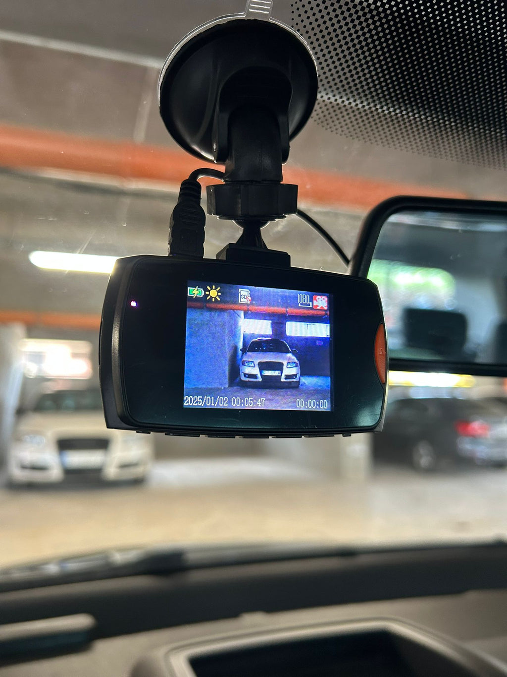 Cameră Auto DVR Full HD 1080P – Dashcam cu Ecran 2.4”