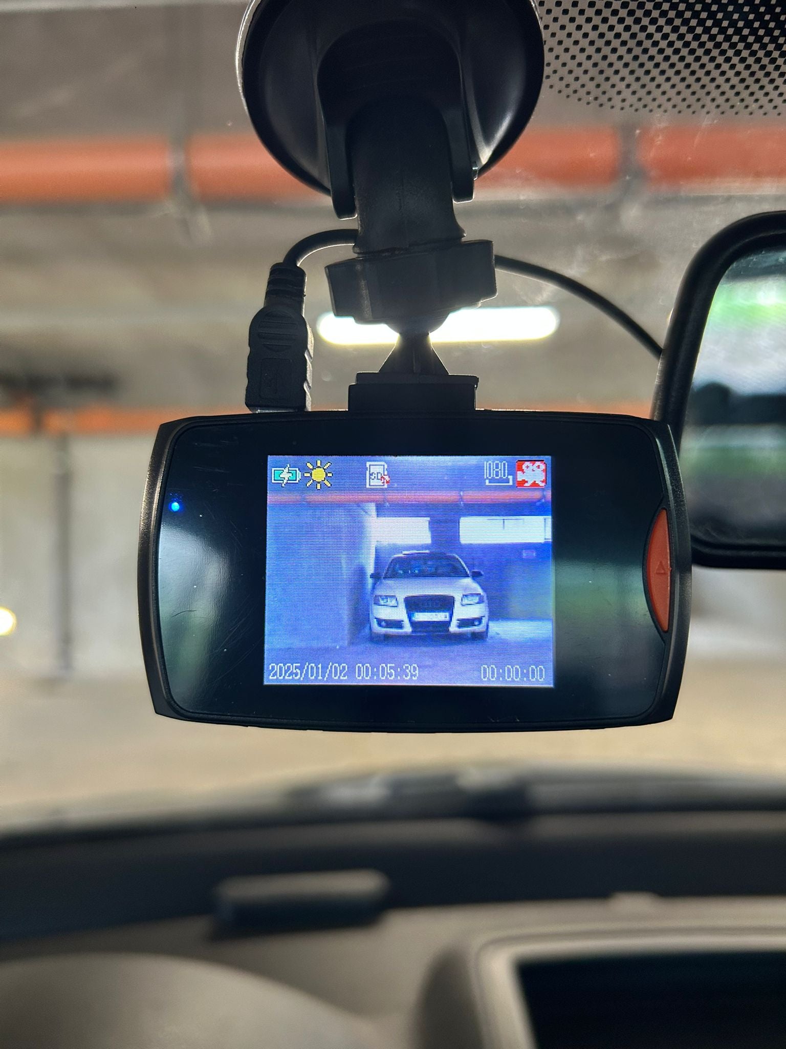 Cameră Auto DVR Full HD 1080P – Dashcam cu Ecran 2.4”