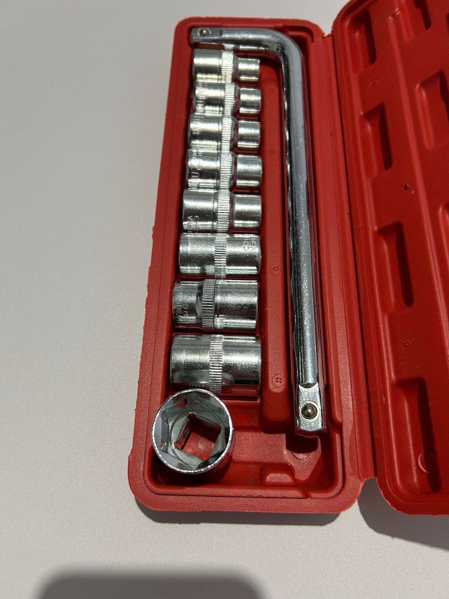 Set Chei Tubulare 10 Piese 8-21 mm